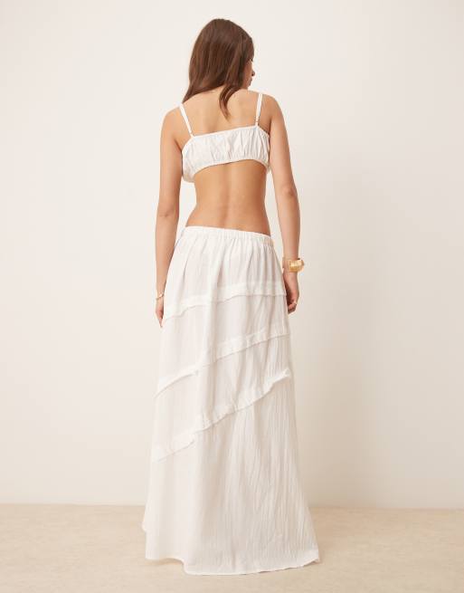 Esmée Exclusive maxi beach skirt with ruffle detail in white
