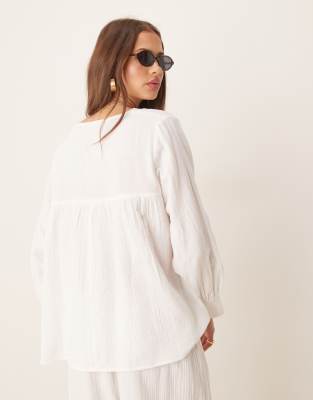 Esmée Exclusive Relaxed Fit Tie Front Long Sleeve Beach Top