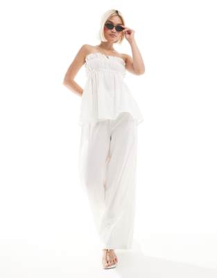 Esmee Exclusive relaxed leg linen look pants in white