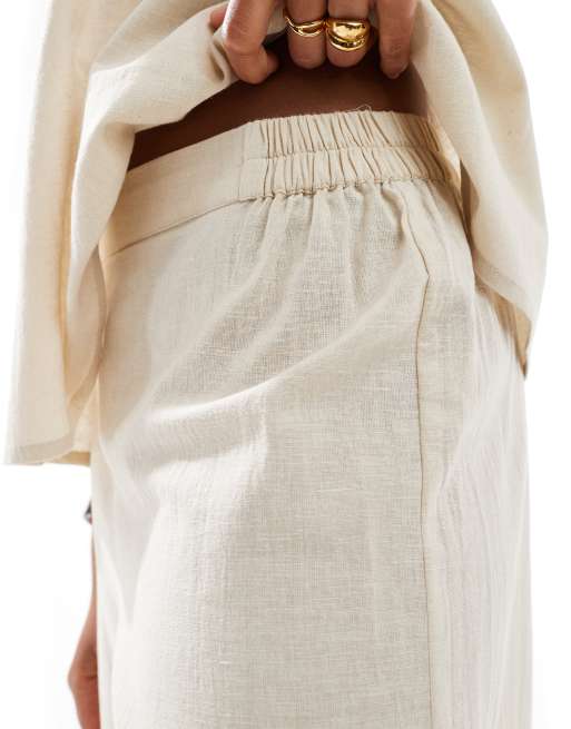 Esmée - Exclusive - Ruimvallende strandbroek met linnen in beige, 4 van 5