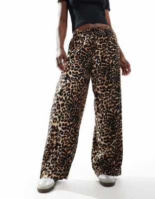 Esmée - Exclusive - Strandhose mit Leopardenmuster-Bunt