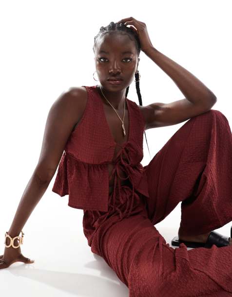 Esmee Exclusive  tie front detail beach crop top co-ord in textured cherry red