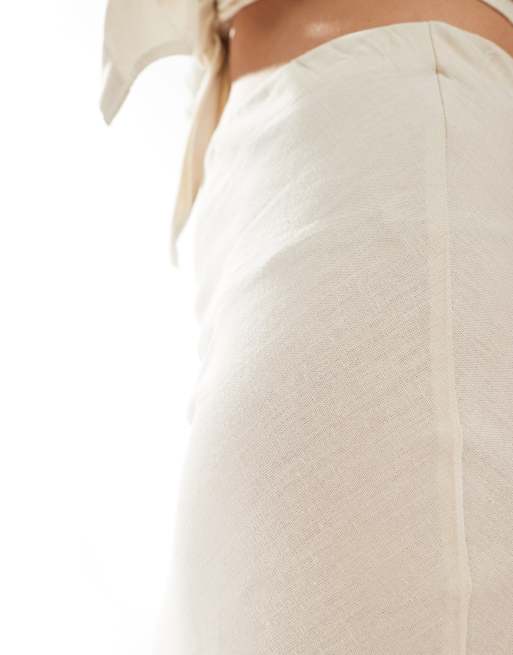 Esmée Exclusive tie front maxi beach skirt in beige, 4 of 5