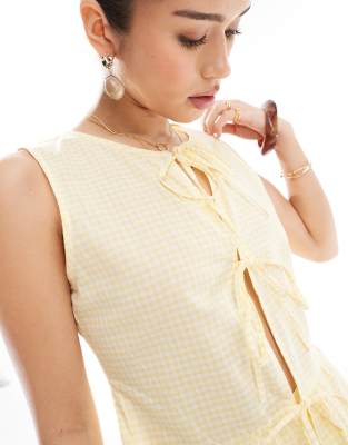 Esmée Esmee Exclusive Tie Front Vest