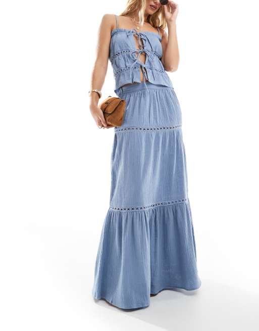 Esmee Exclusive – Warstwowa plażowa spódnica maxi w niebieskim kolorze, 2 z 5