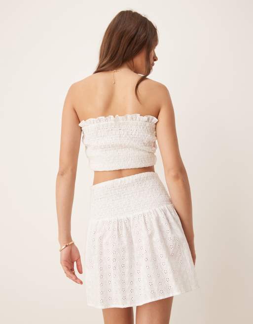 Esmée - Exclusives - Gerimpelde mini strandrok vsn broderie in wit, 3 van 5