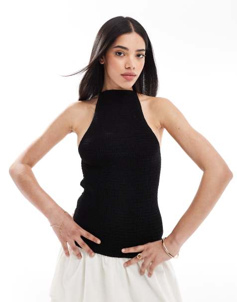 Esmee - Exclusives - Gesmokte crop top met halternek in zwart - view 1