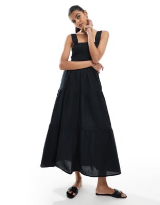 Esmee - Exklusives Maxi-Sommerkleid in Schwarz mit gesmokter Taille