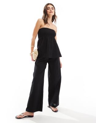 loose fit beach pants in black -set