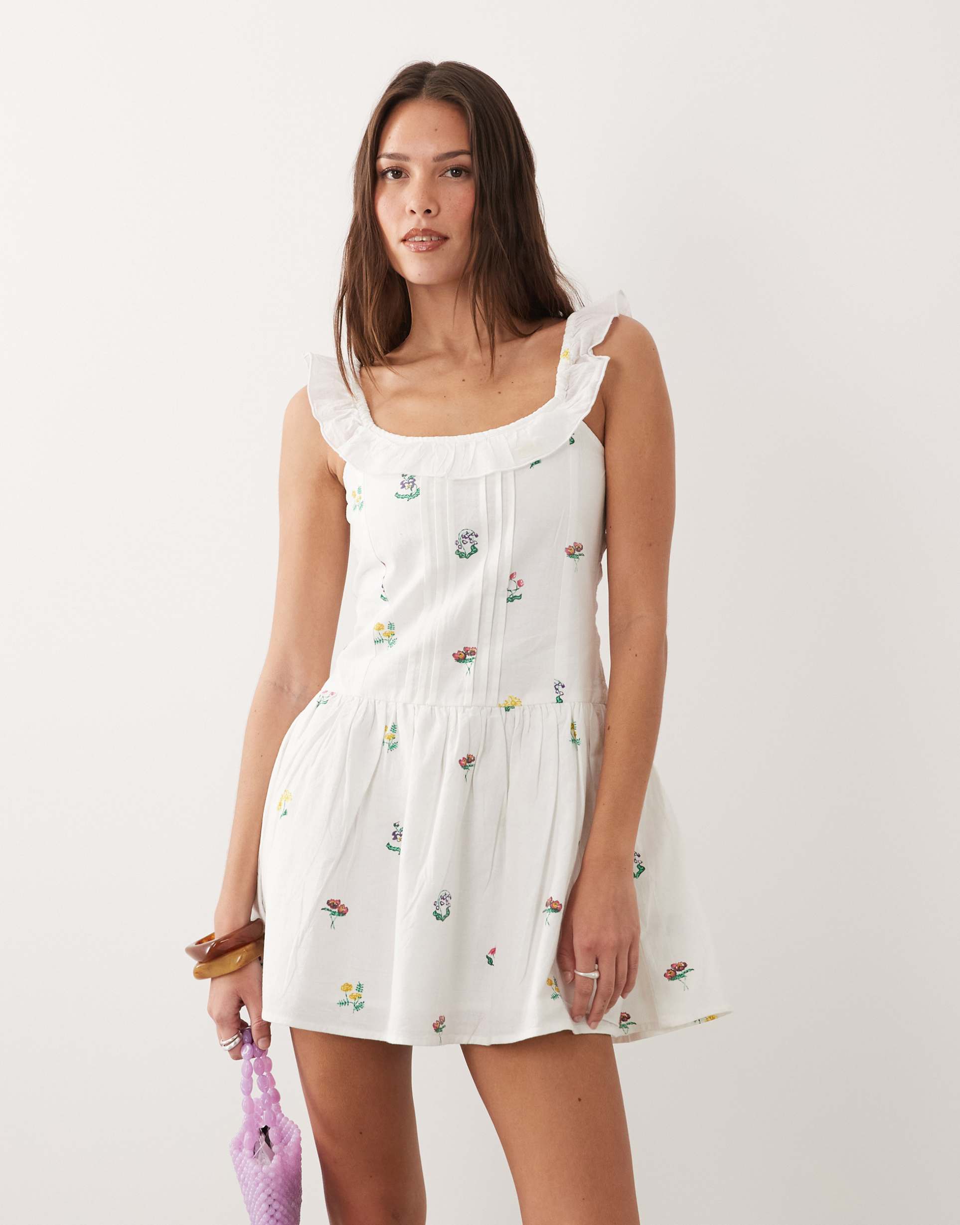esmée mini beach dress in white ditsy floral