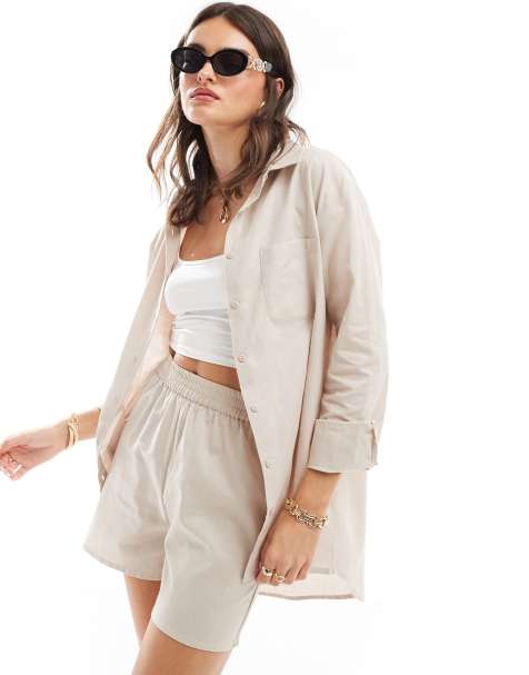Esmee - Oversized og langærmet strandskjorte i beige - Kun hos ASOS - view 1