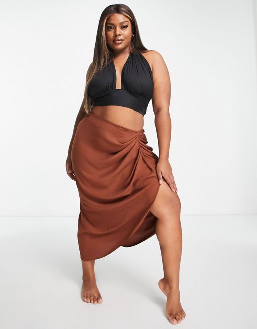 Plus Size Skirts for Different Occasions