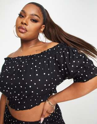 Esmee Plus - Exclusives - Crop strandtop in zwarte stippen, deel van co-ord set