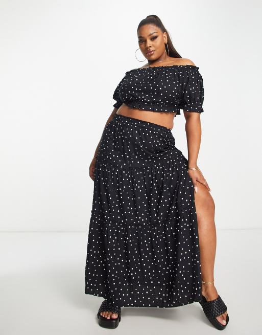 Esmee Plus - Exclusives - Lange strandrok met diepe split en zwarte stippen, deel van co-ord set