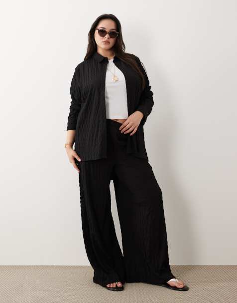 Esmee Plus textured beach set in black waffle - view 1