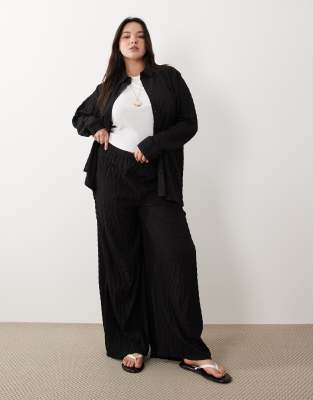 Esmee Plus textured beach trouser co-ord in black waffle