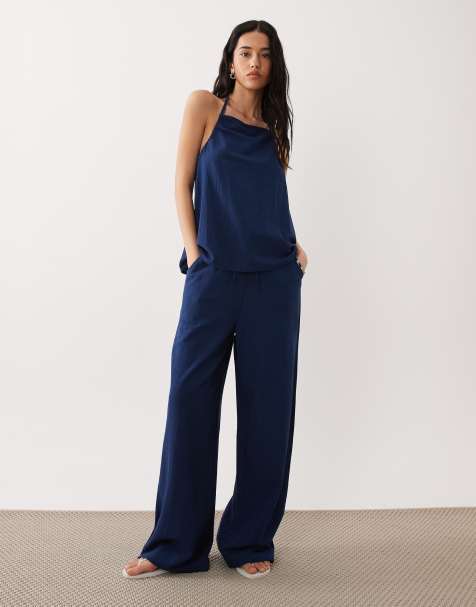 Esmee - Strandbroek met gestrikte voorkant in marineblauw - view 1