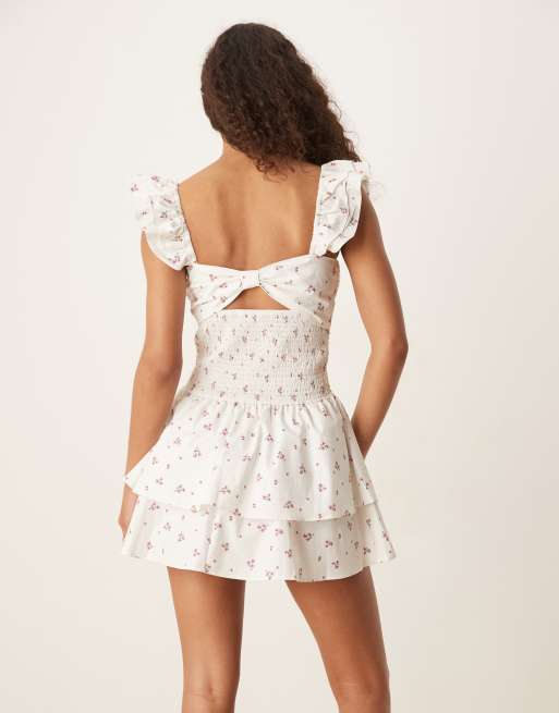 Esmée - Strandkjole med rynker, flæsestropper, sløjfedetalje og småblomstret print - Kun hos ASOS, 2 af 4