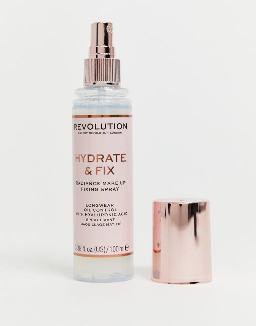 Espray fijador Hydrate & Fix de Revolution, 2 de 4