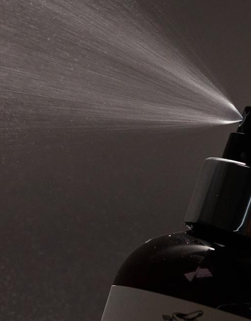 Espray sin aclarado Moisture Memory Release de 237 ml de Curlsmith, 3 de 4