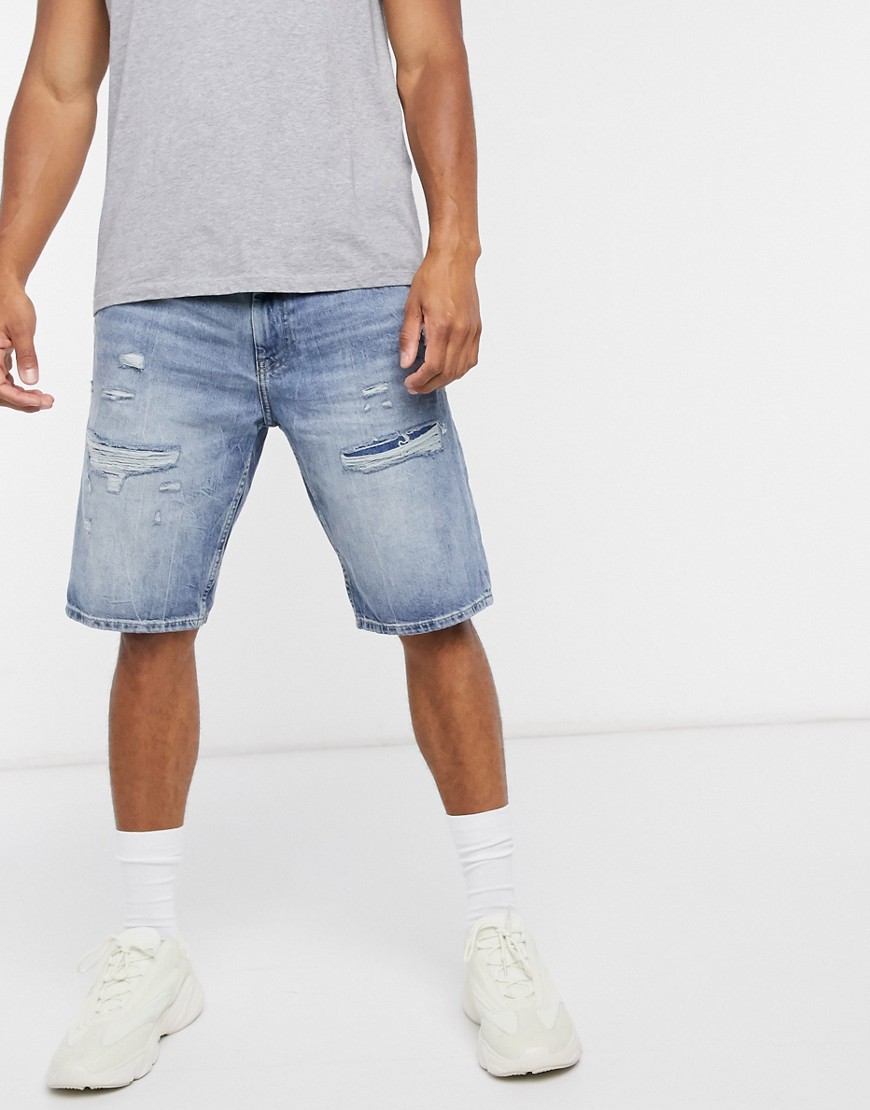 Esprit – Blå jeansshorts med slitna detaljer