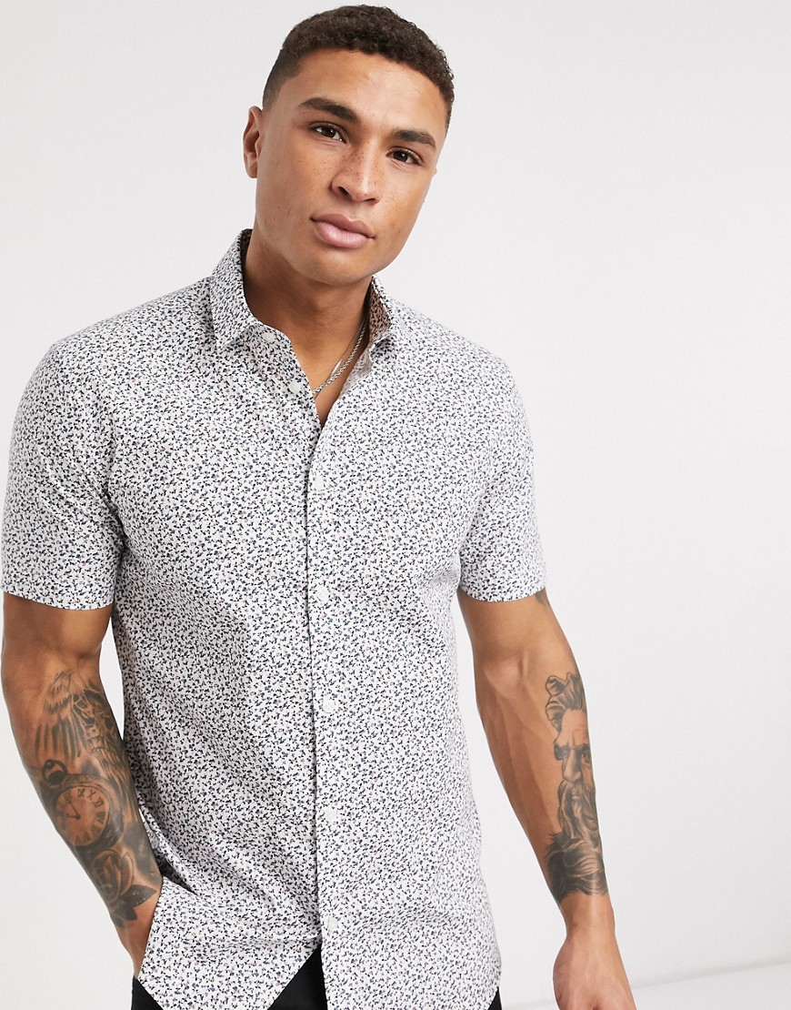 Esprit shirt in short sleeve with ditsy floral print-White