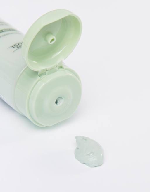 Espuma limpiadora purificadora de arcilla pura de L'Oreal Paris, 3 de 4