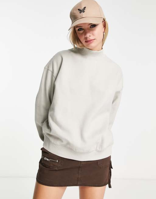 Essence Standard Mock Neck Sweatshirt in light gray