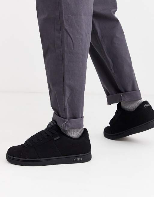 Etnies store kingpin black