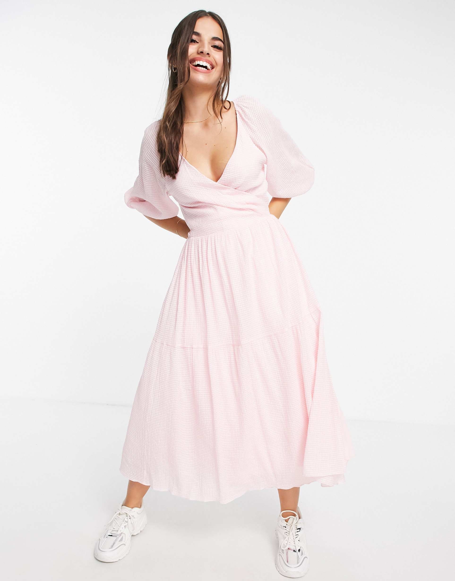 ever new balloon sleeve smock tiered midi dress in pink