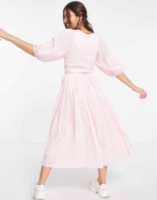 Ever New balloon sleeve smock tiered midi dress in pink