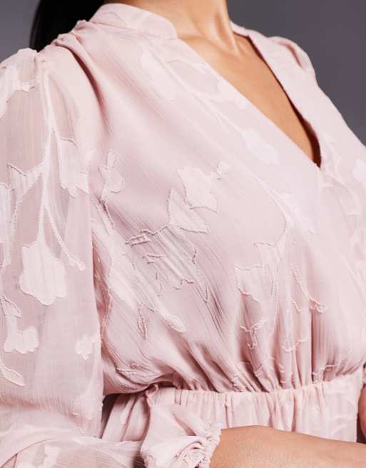 Ever New belted textured maxi dress in pink, 2 of 4