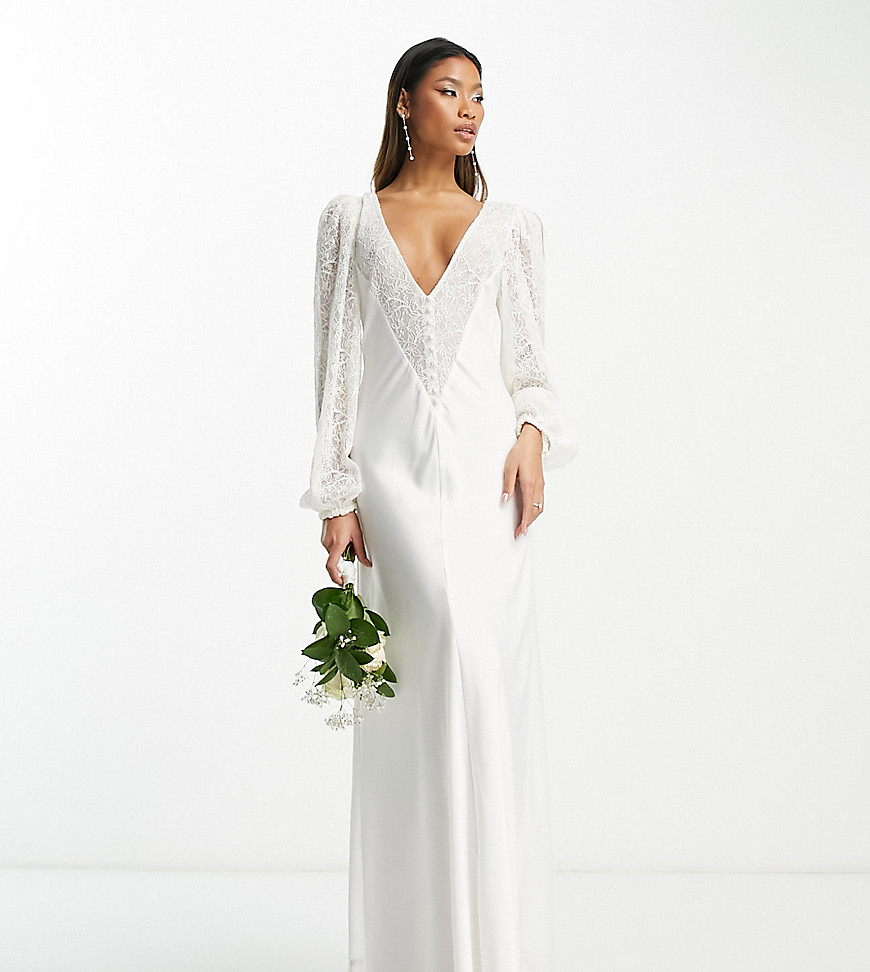 Ever New Bridal Exclusive Full Sleeve Lace Maxi Dress In Ivory-white