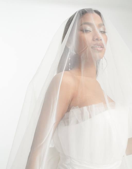 Ever New Bridal exclusive 'happily ever after' embroidered veil in ivory, 3 of 4