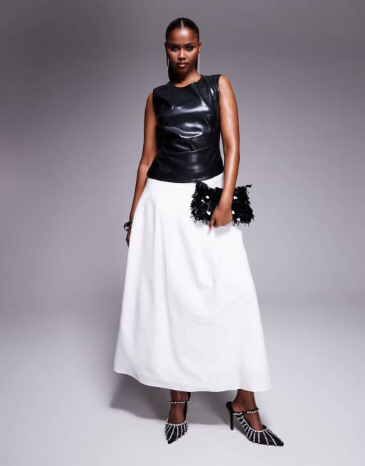 Ever New contrast PU maxi dress in monochrome, 2 of 4