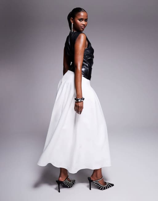 Ever New contrast PU maxi dress in monochrome, 4 of 4