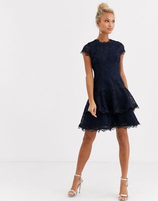 Ever New - Kanten mini-jurk met zwierige zoom in marineblauw