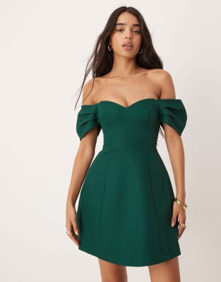 off the shoulder structured mini dress in emerald-Green