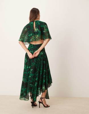 open back ruffle maxi dress in emerald leopard-Green