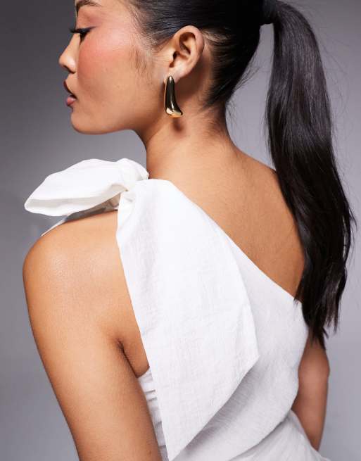 Ever New Petite bow detail asymmetric mini dress in porcelain, 4 of 4