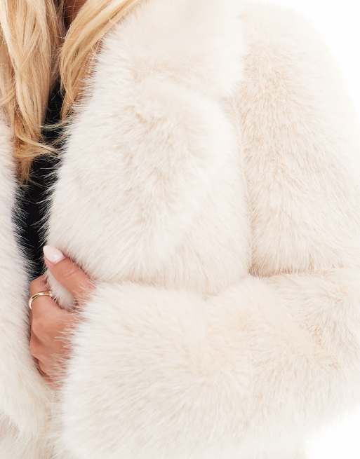 Ever New Petite faux fur coat in beige | ASOS