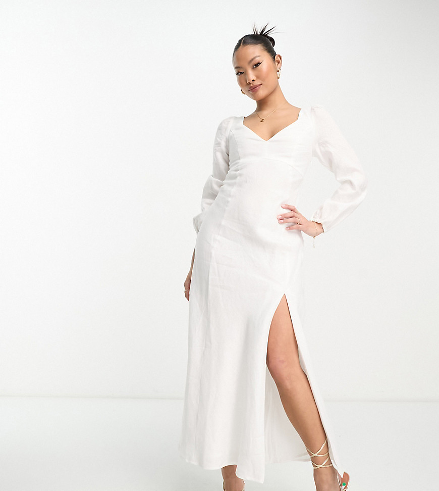 Ever New Petite long sleeve maxi dress in ivory-White