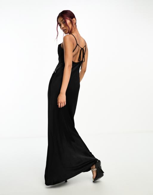 Ever New Robe longue avec bretelle a strass Noir ASOS