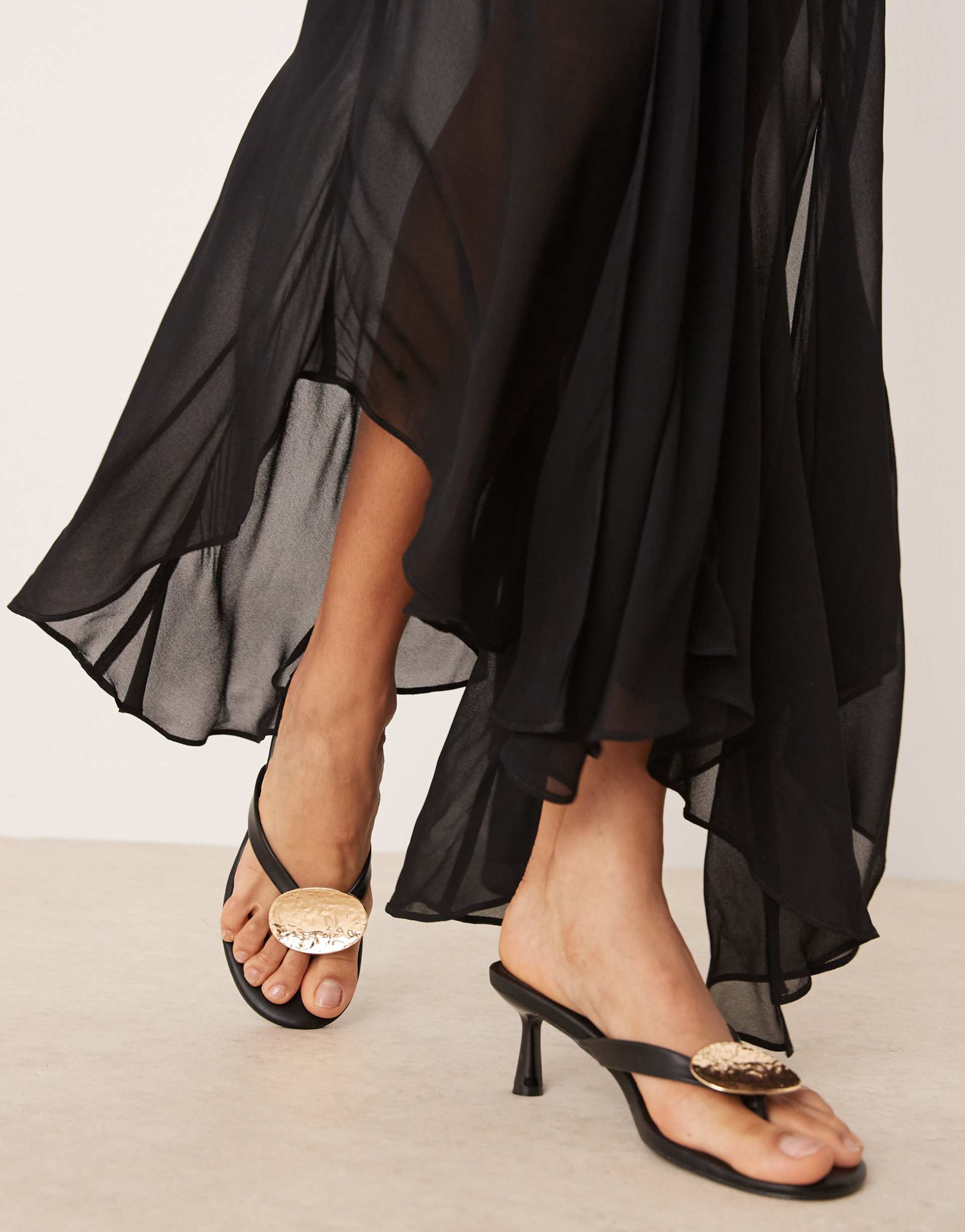 ever new ruffle maxi dress in black