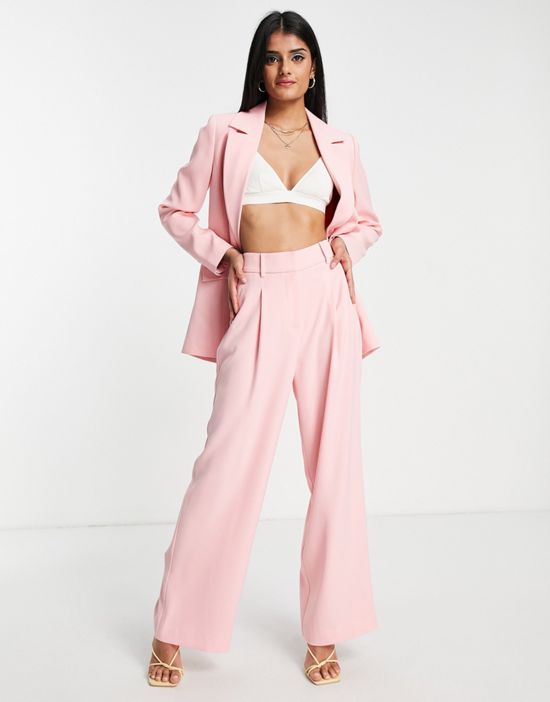 https://images.asos-media.com/products/ever-new-slouchy-suit-pants-in-pink-part-of-a-set/201967223-1-candypink?$n_550w$&wid=550&fit=constrain