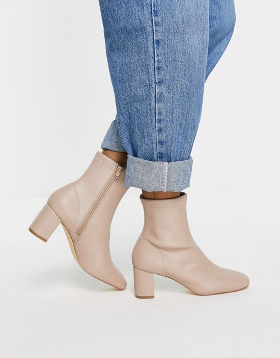 https://images.asos-media.com/products/ever-new-square-toe-ankle-boots-in-beige/200950120-3?$n_550w$&wid=550&fit=constrain