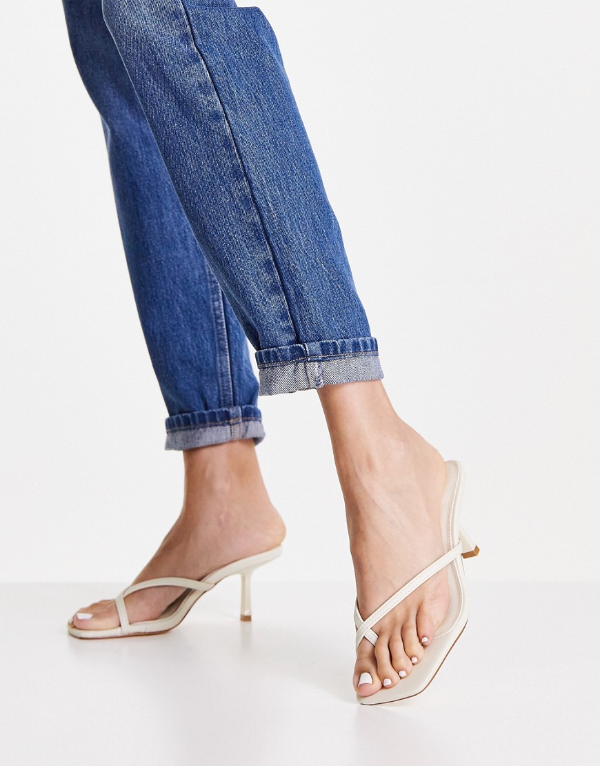 Ever New Stella toe loop low heels in white
