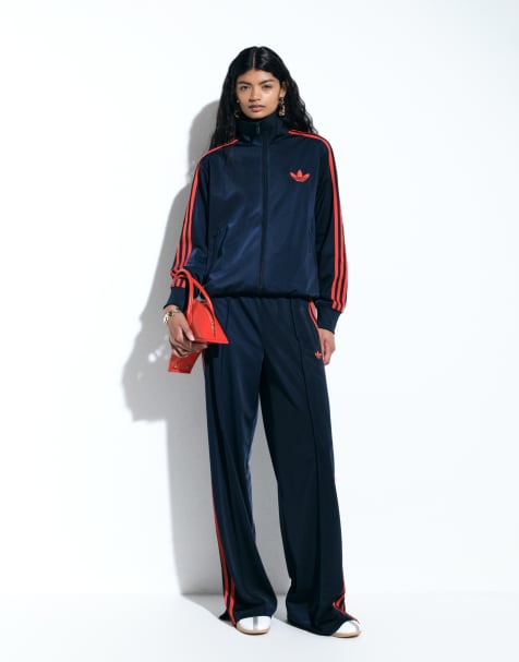 Exclusivité ASOS - adidas Originals - Firebird - Ensemble de survêtement - Bleu marine et rouge - view 1