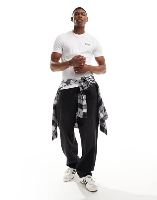 Exclusivité ASOS - Barbour International - Throttle - T-shirt coupe slim avec logo - Blanc, 4 de 4