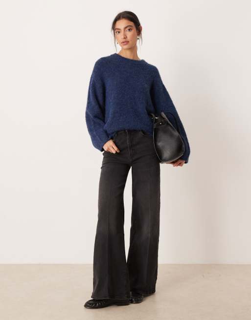 Exclusivité ASOS - Gina Tricot - Pull oversize en maille ultra-douce - Bleu foncé, 2 de 4